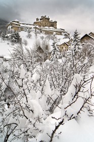 Freash snow on Chateau Queyras