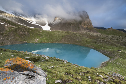 Le lac St Anne un petit matin brumeux