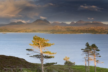 Le loch Gairloch et les montagnes de Torridon