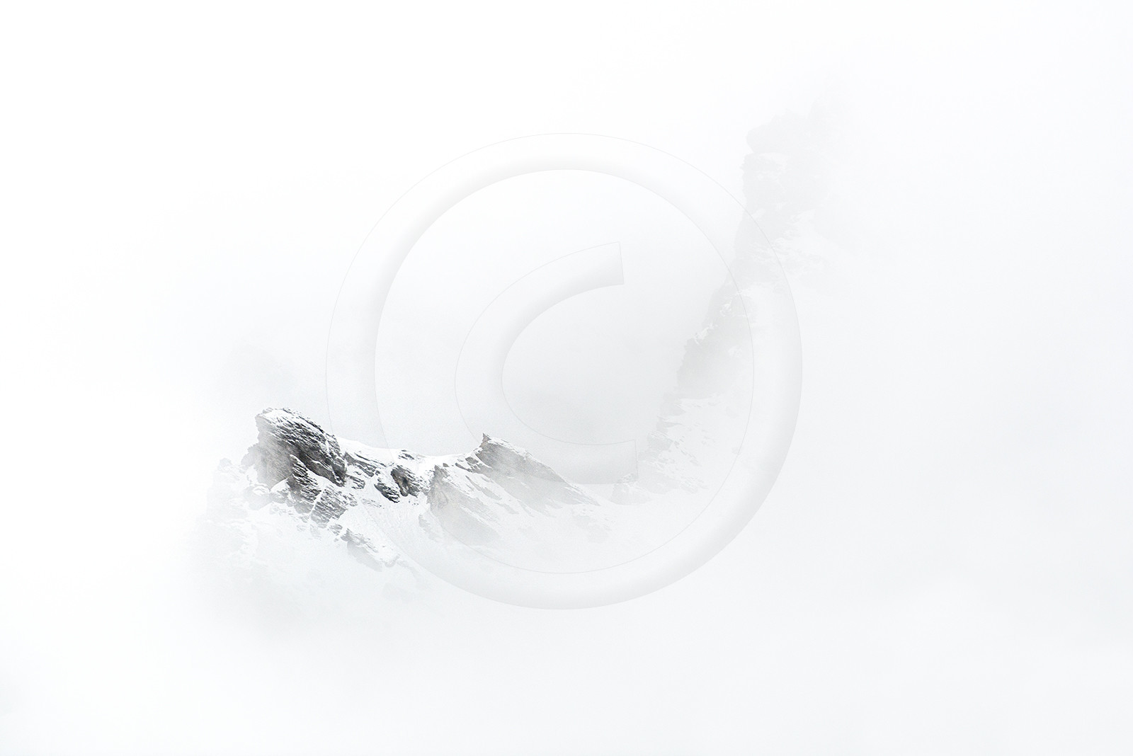 Sommet dans la Brume